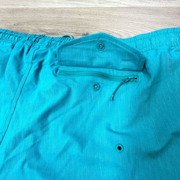 Athleta 5” Marin Board Shorts - Picture 3 of 5